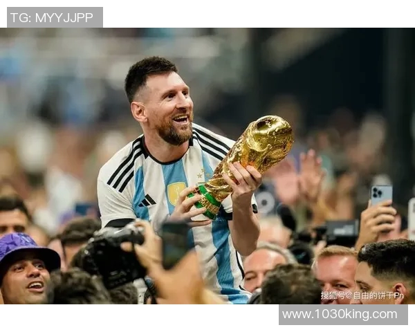 全球足坛传奇球星的崛起与挑战：从梅西到C罗的时代交替与影响